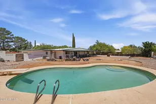 1703 S Regency Dr, Sierra Vista, AZ 85635 - Photo 33