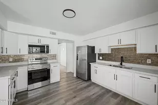 4316 W Rose Ln, Glendale, AZ 85301 - Photo 13