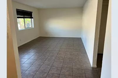 1420 E Brown Street #Apt C, Phoenix, AZ 85020 - Photo 5