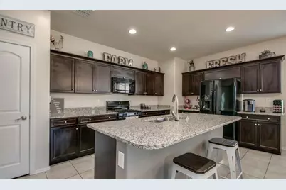 29857 W Columbus Avenue, Buckeye, AZ 85396 - Photo 25