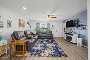 11409 N 57th Dr, Glendale, AZ 85304 - Photo 7