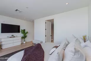 5000 N Camelback Rdg Dr, Scottsdale, AZ 85251 - Photo 23