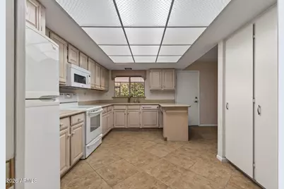 10707 W Cameo Drive, Sun City, AZ 85351 - Photo 31