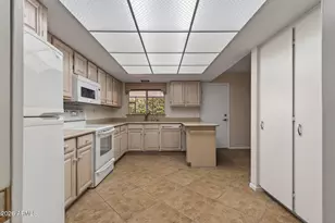 10707 W Cameo Dr, Sun City, AZ 85351 - Photo 31