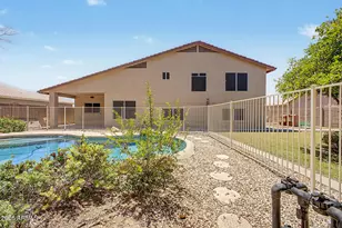 7672 W Betty Elyse Ln, Peoria, AZ 85382 - Photo 7