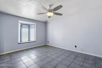 3202 W Acapulco Lane, Phoenix, AZ 85053 - Photo 9