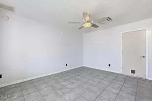 3202 W Acapulco Ln, Phoenix, AZ 85053 - Photo 11