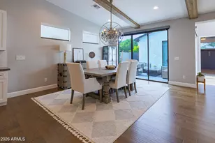 215 E Ashwood Pl, Phoenix, AZ 85012 - Photo 5