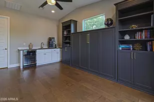 215 E Ashwood Pl, Phoenix, AZ 85012 - Photo 27