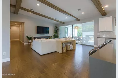 215 E Ashwood Place, Phoenix, AZ 85012 - Photo 9