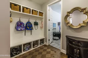 215 E Ashwood Pl, Phoenix, AZ 85012 - Photo 33