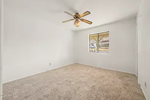 9438 N 16th Pl, Phoenix, AZ 85020 - Photo 15