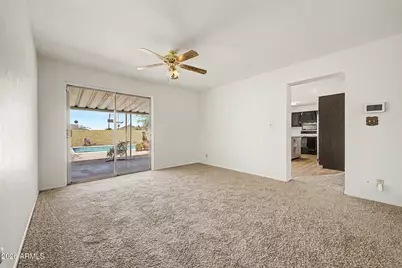 9438 N 16th Place, Phoenix, AZ 85020 - Photo 5