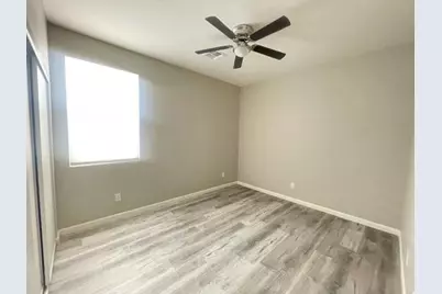 1335 E Pueblo Avenue, Phoenix, AZ 85040 - Photo 11