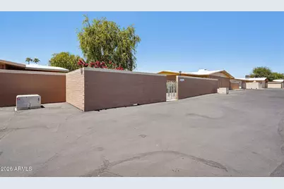 17435 N 99th Drive, Sun City, AZ 85373 - Photo 3