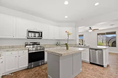 7209 W Ashby Drive, Peoria, AZ 85383 - Photo 3