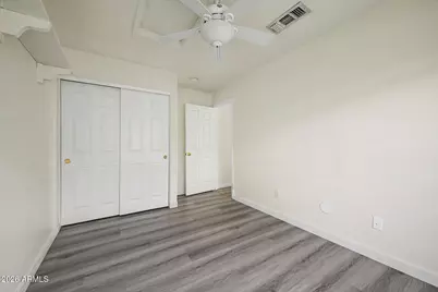 13418 N 82nd Lane, Peoria, AZ 85381 - Photo 23