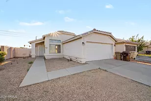 13418 N 82nd Ln, Peoria, AZ 85381 - Photo 5