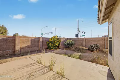 13418 N 82nd Lane, Peoria, AZ 85381 - Photo 31