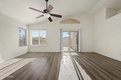 13418 N 82nd Lane, Peoria, AZ 85381 - Photo 9