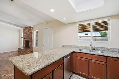 324 W Scott Avenue, Gilbert, AZ 85233 - Photo 9
