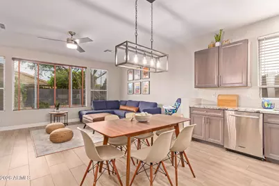 139 E Gail Drive, Gilbert, AZ 85296 - Photo 5