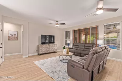 139 E Gail Drive, Gilbert, AZ 85296 - Photo 11