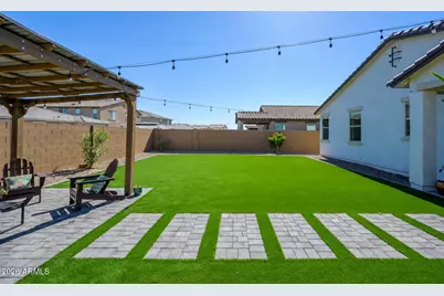 11009 W Hadley Street, Avondale, AZ 85323 - Photo 5