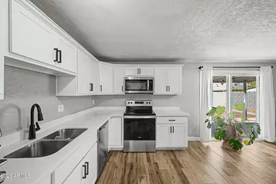 6141 W Alvarado Road, Phoenix, AZ 85035 - Photo 11