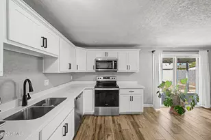 6141 W Alvarado Rd, Phoenix, AZ 85035 - Photo 11