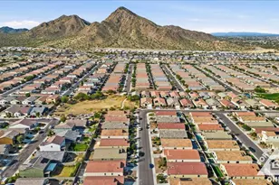 4198 W Dayflower Dr, San Tan Valley, AZ 85144 - Photo 5