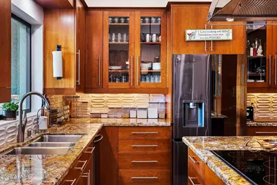 1202 W Aster Drive, Phoenix, AZ 85029 - Photo 11