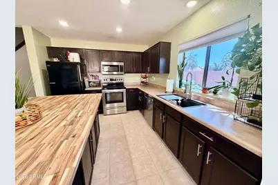 2051 N Pine Place, Casa Grande, AZ 85122 - Photo 5