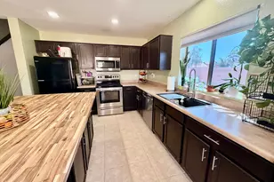 2051 N Pine Pl, Casa Grande, AZ 85122 - Photo 5