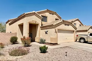 2051 N Pine Pl, Casa Grande, AZ 85122 - Photo 1