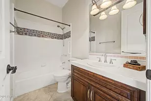 8177 E Sunnyside Dr, Scottsdale, AZ 85260 - Photo 31