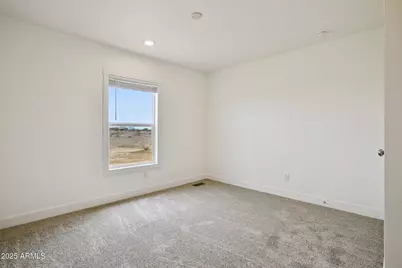 28425 N 250th Lane, Wittmann, AZ 85361 - Photo 11