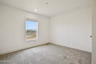 28425 N 250th Ln, Wittmann, AZ 85361 - Photo 11