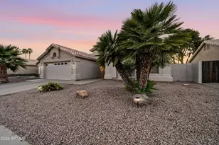 780 S Pineview Dr, Chandler, AZ 85226 - Photo 3