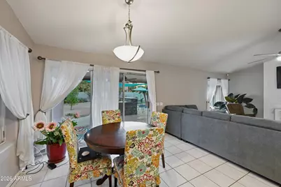 780 S Pineview Drive, Chandler, AZ 85226 - Photo 7