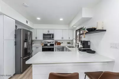 4511 N 31st Place, Phoenix, AZ 85016 - Photo 9