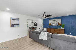 4511 N 31st Pl, Phoenix, AZ 85016 - Photo 5