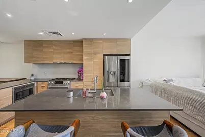 2300 E Campbell Avenue #406, Phoenix, AZ 85016 - Photo 3