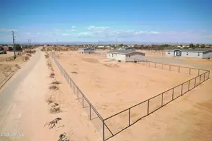 28428 N 250th Ln, Wittmann, AZ 85361 - Photo 27