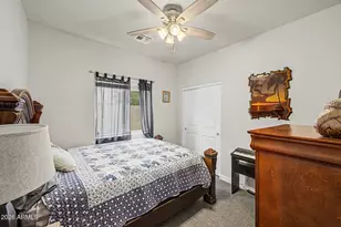 9560 W Kramer Pl, Arizona City, AZ 85123 - Photo 13