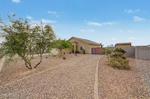 9560 W Kramer Pl, Arizona City, AZ 85123 - Photo 3