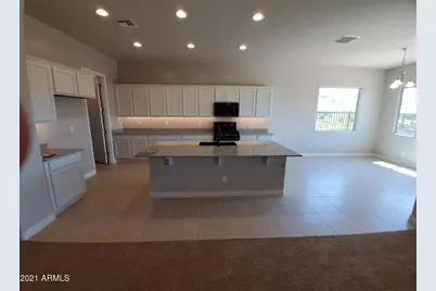 8537 W Myrtle Avenue, Glendale, AZ 85305 - Photo 5