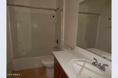 10226 W Levi Drive, Tolleson, AZ 85353 - Photo 9
