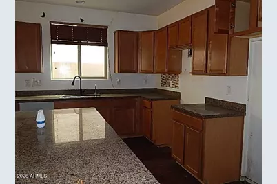 10226 W Levi Drive, Tolleson, AZ 85353 - Photo 3