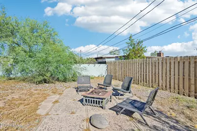 318 S Terry Circle, Tempe, AZ 85281 - Photo 21